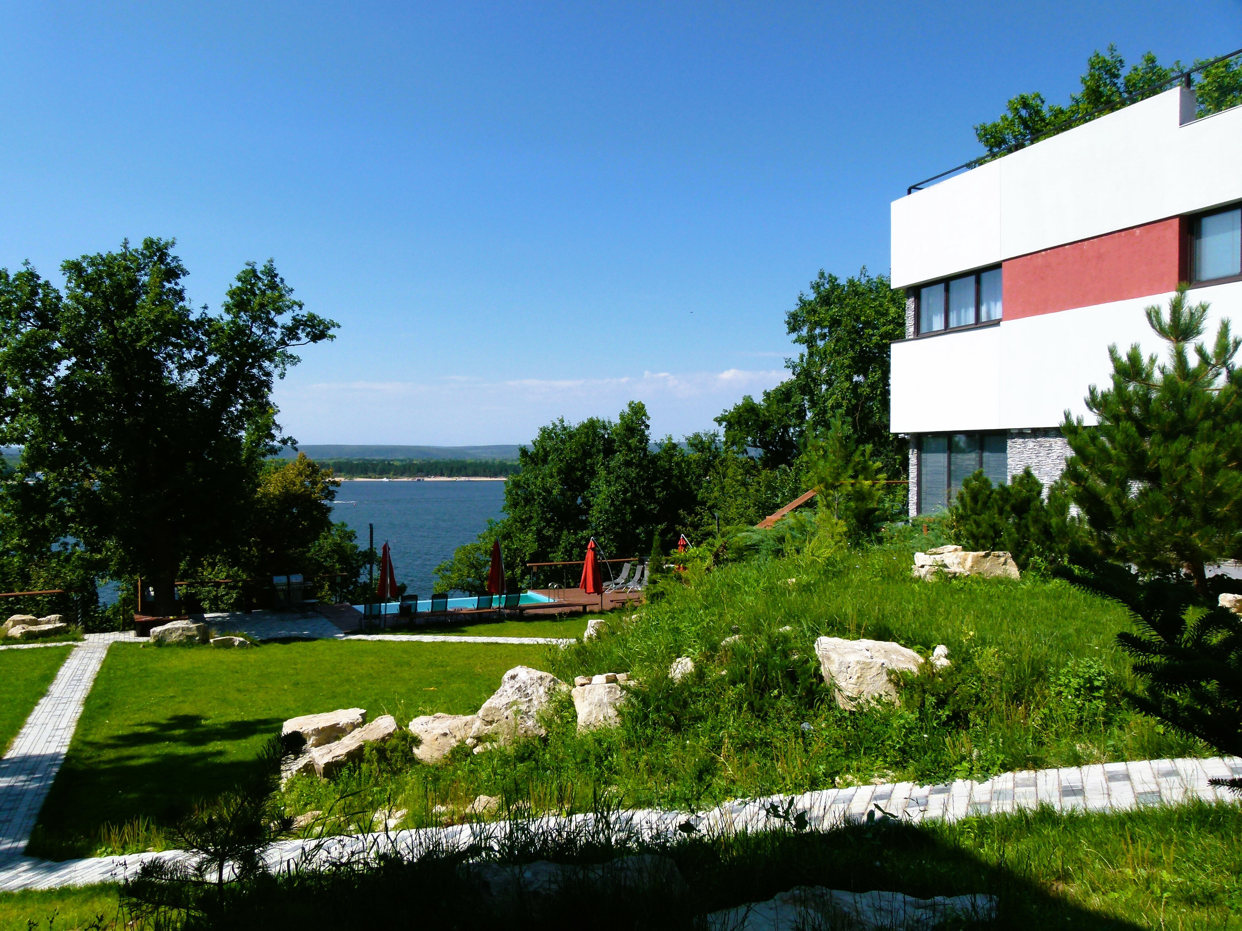 Фото отеля 2