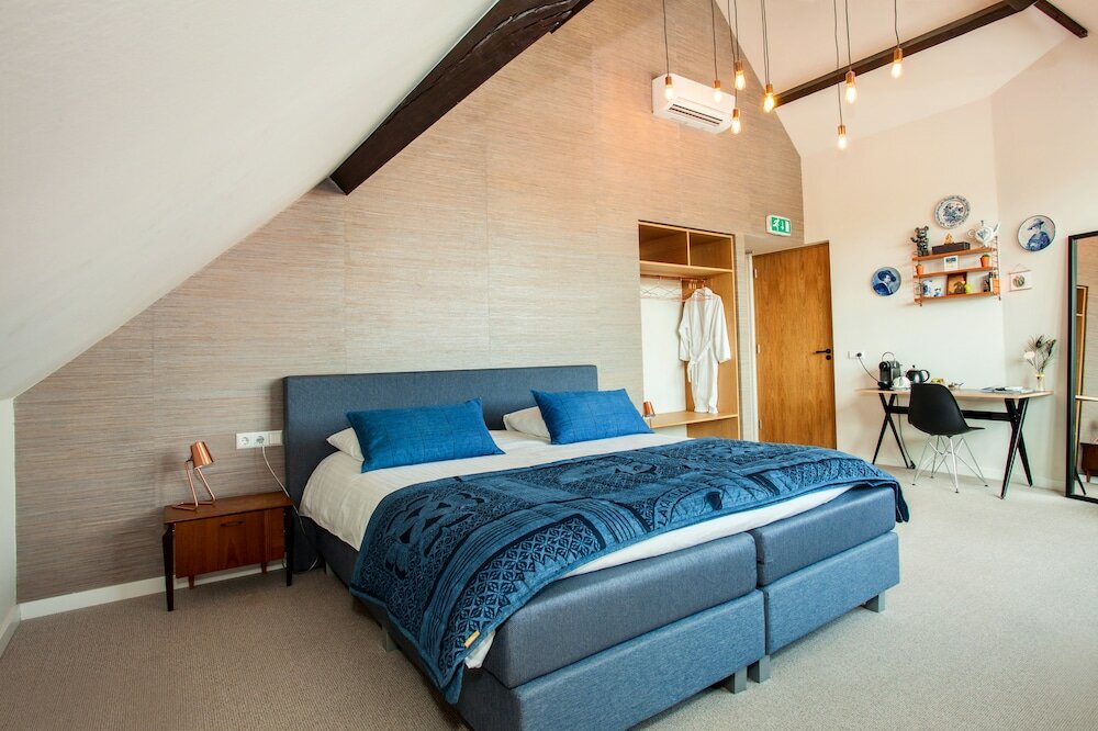 Фото La Paulowna Boutique Hotel