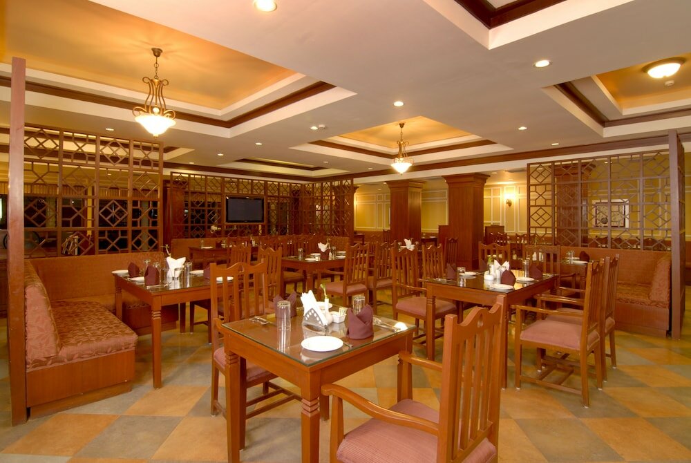 Фото Chanakya Bnr Hotel