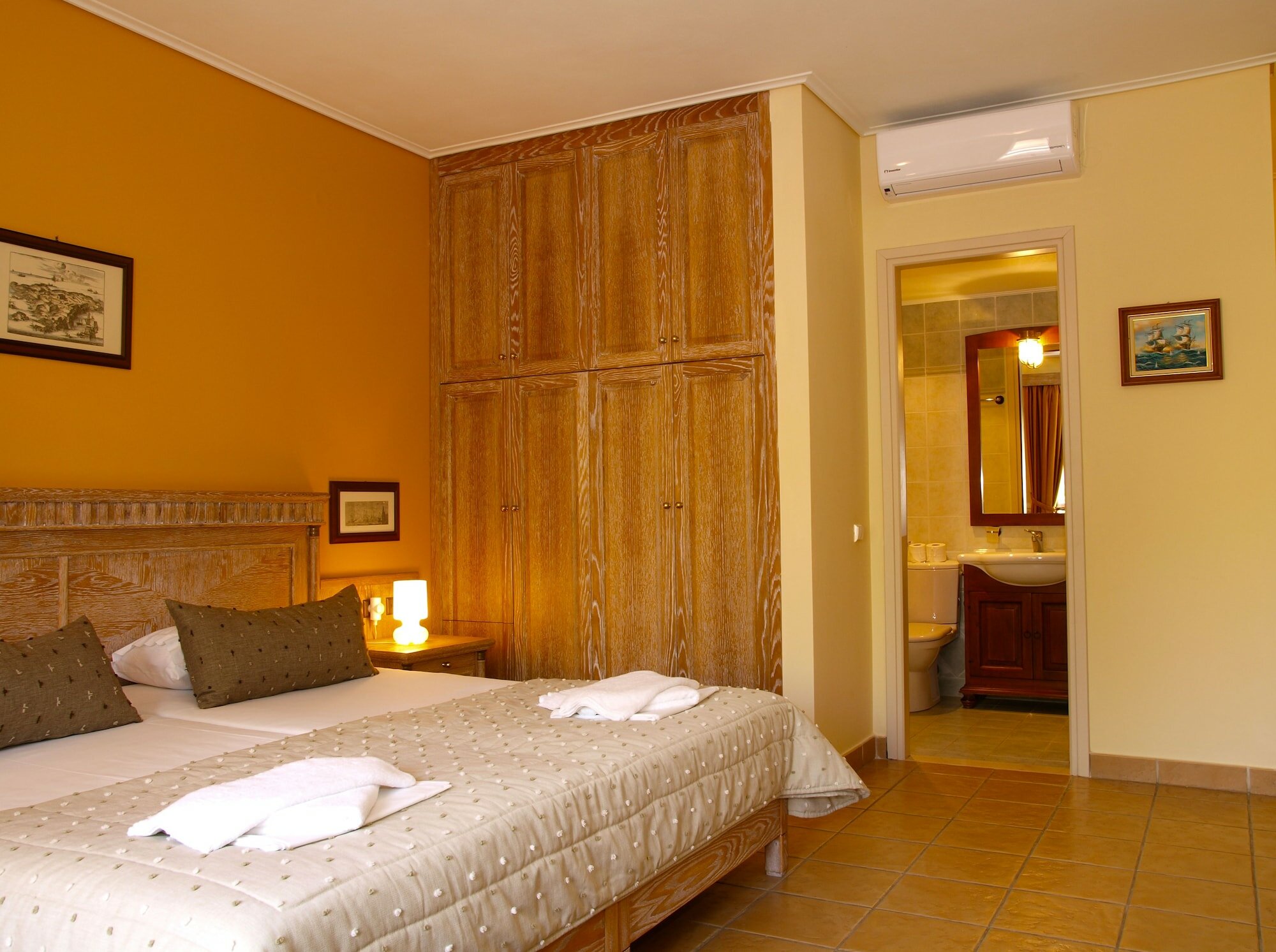 Фото Mylos Hotel Apartments