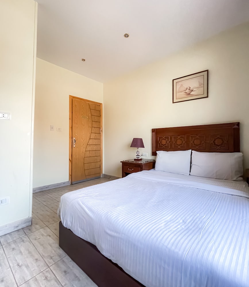 Фото Sphinx Golden Gate Inn