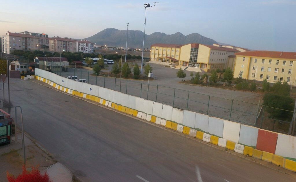 Primary school Toki Ahmet Eren Primary School, Bitlis, photo
