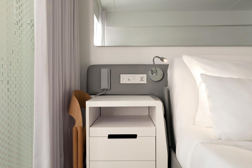 Фото Yotel Boston