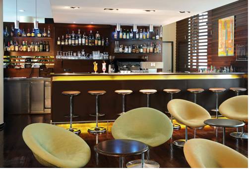 Фото Avani Frankfurt City Hotel