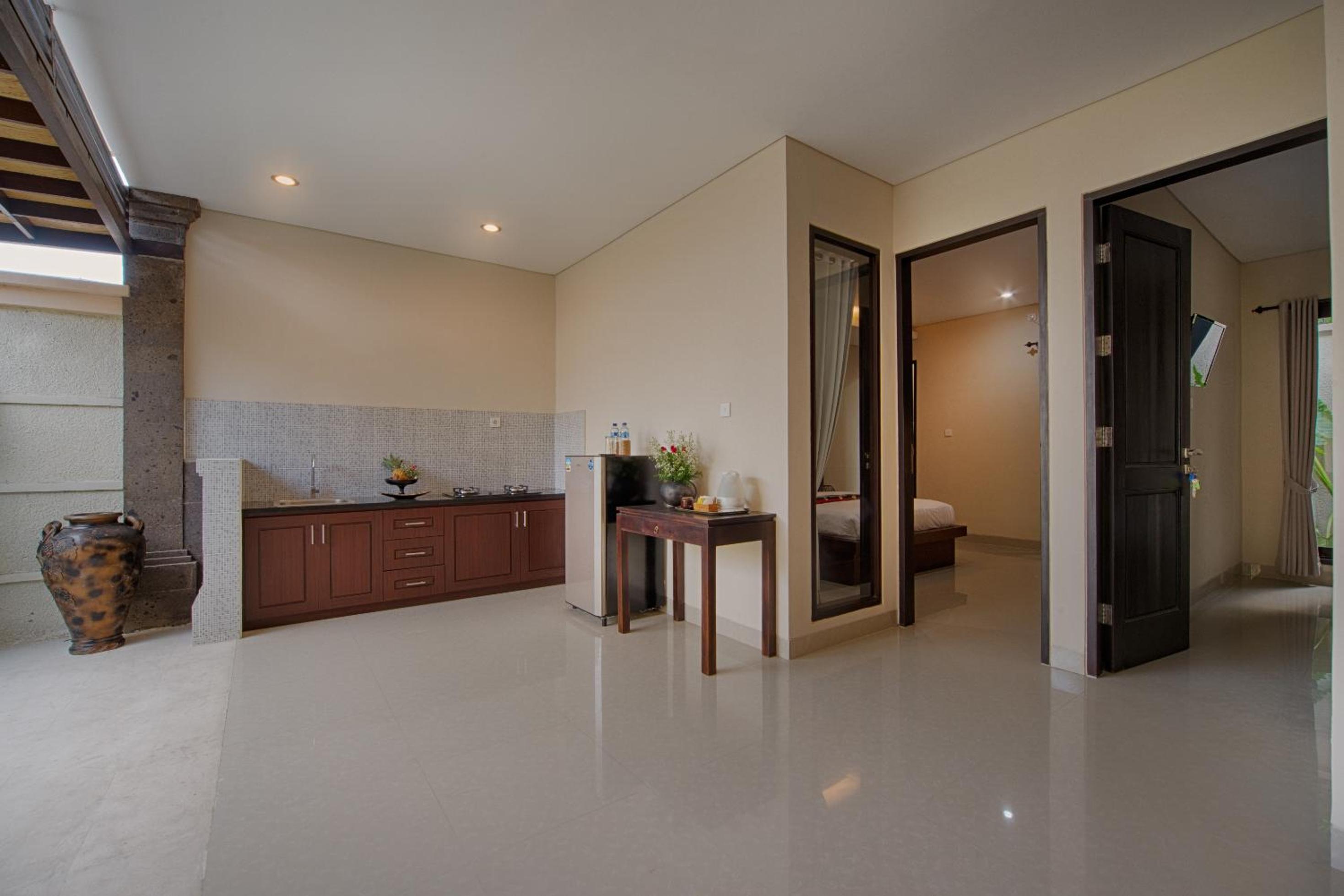 Фото Puri Canggu Villas & Rooms