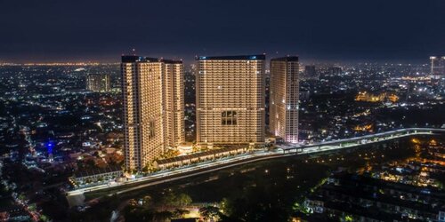 Гостиница Harris Suite Puri Mansion в Джакарте