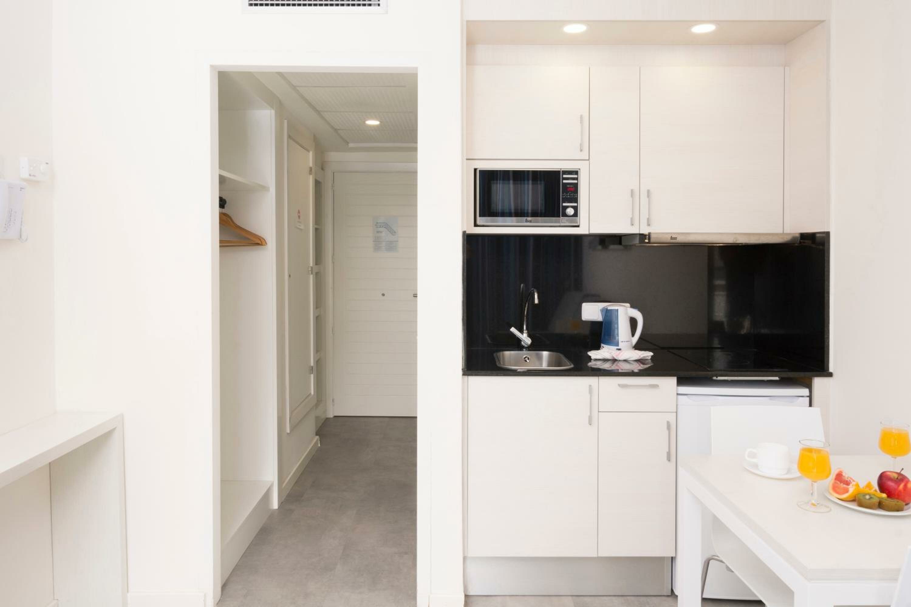 Фото Apartamentos Hsm Lago Park