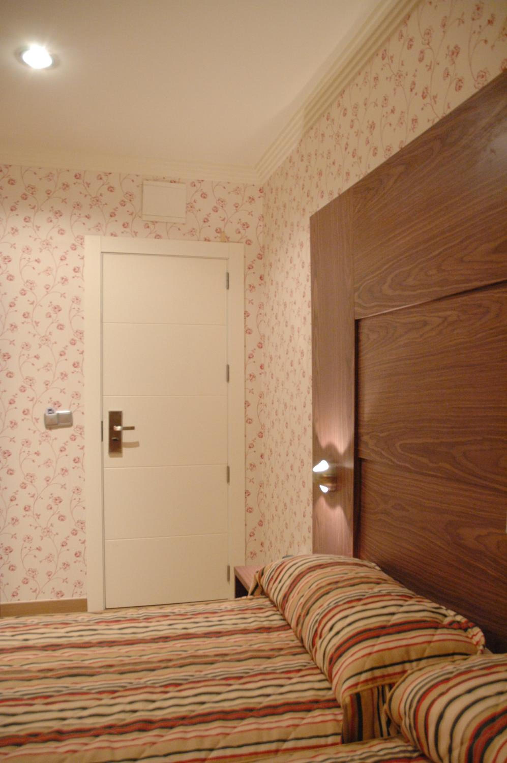 Фото Hotel Ideal