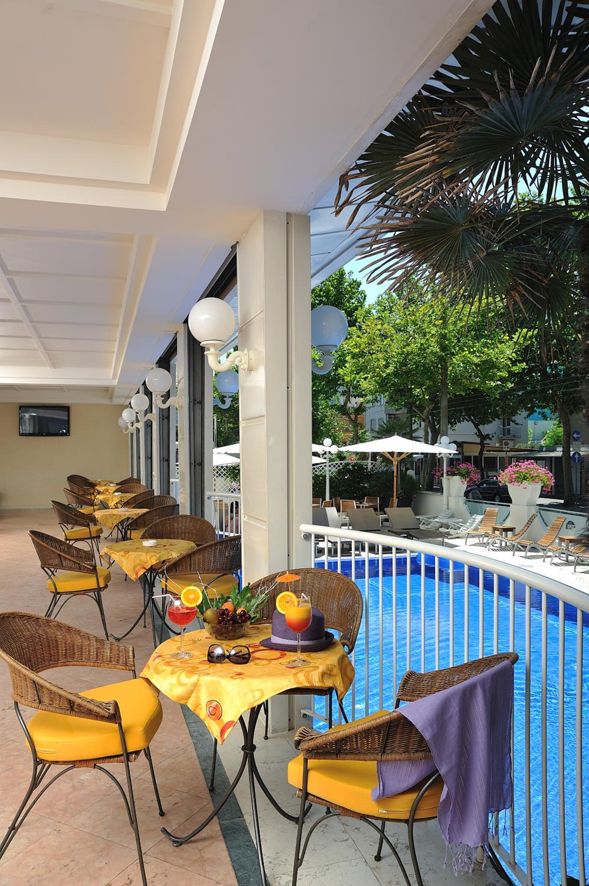 Фото Hotel De France