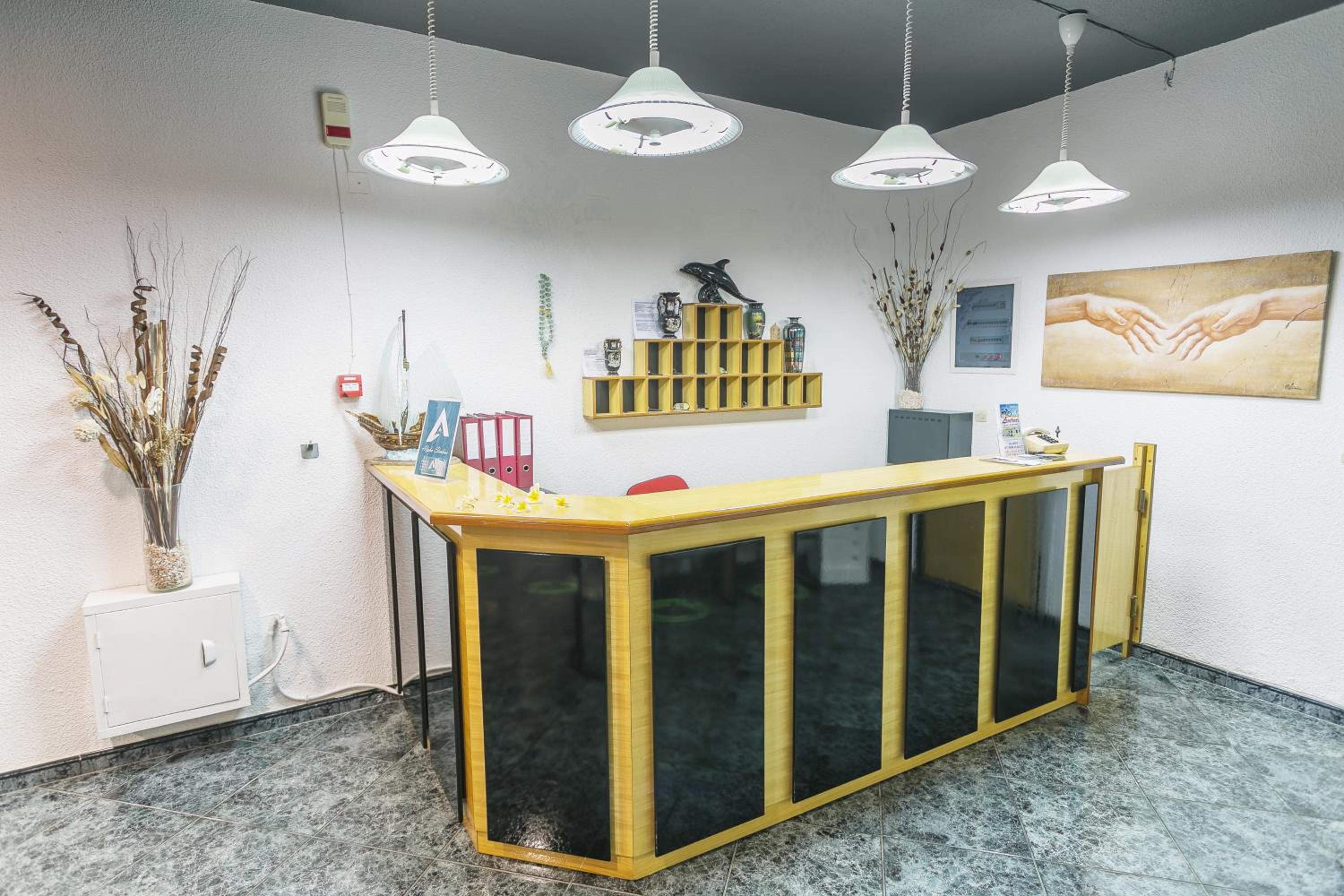 Фото Alpha Studios