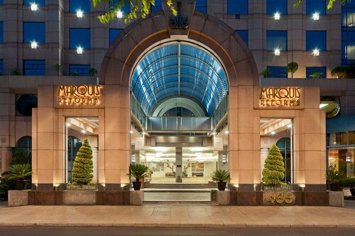Гостиница Marquis Sky Suites в Мехико