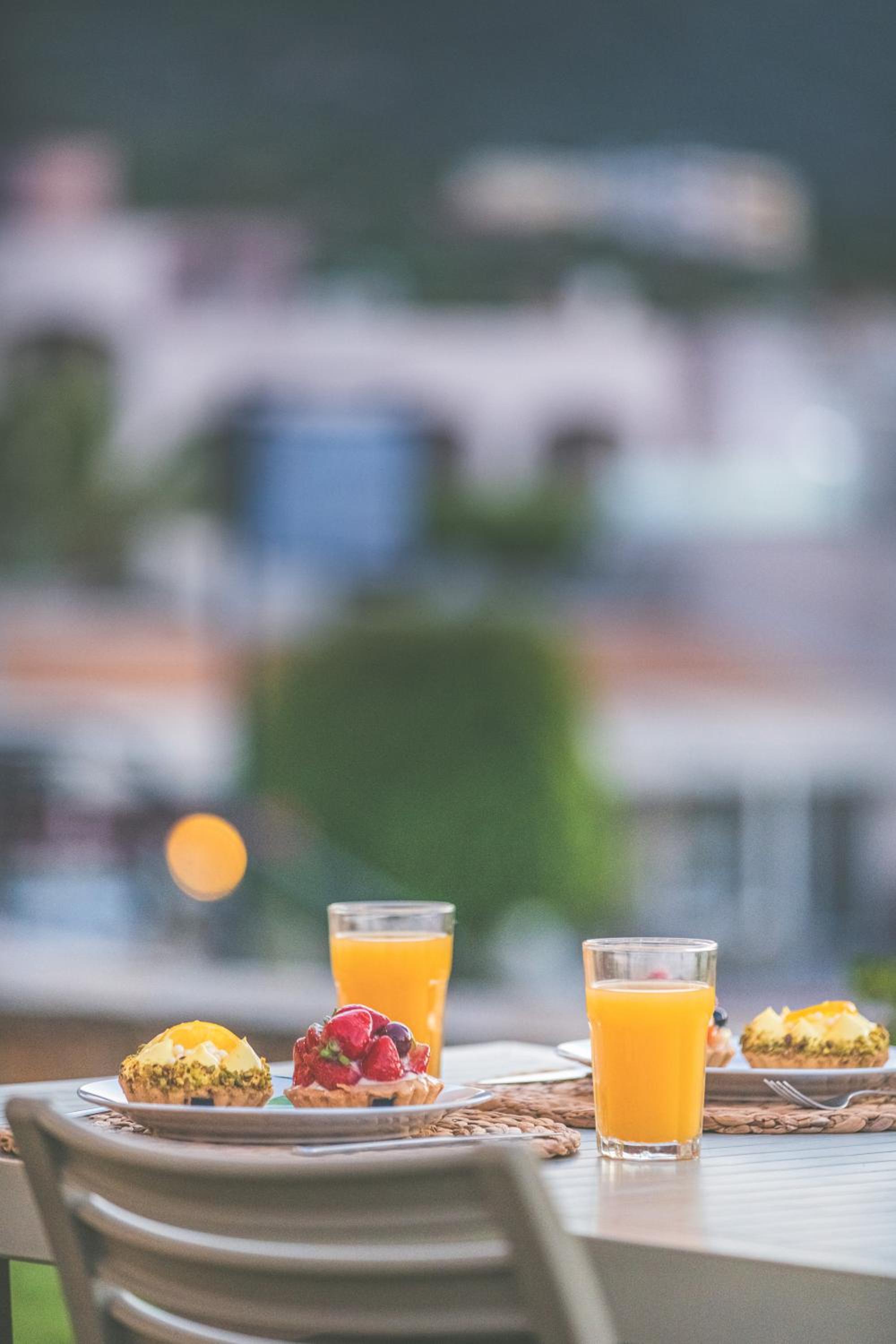 Фото Rainbow Apartments