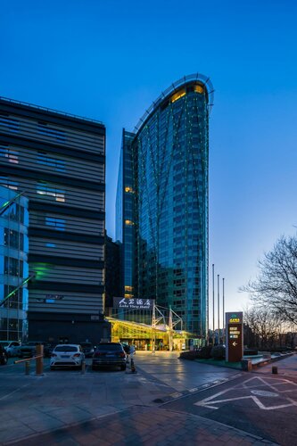 Гостиница Lake View Hotel в Пекине