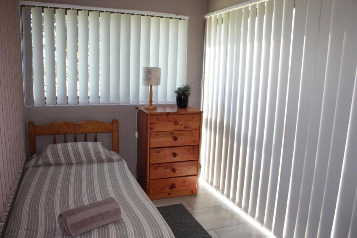 Фото Amies Self-catering Apartments