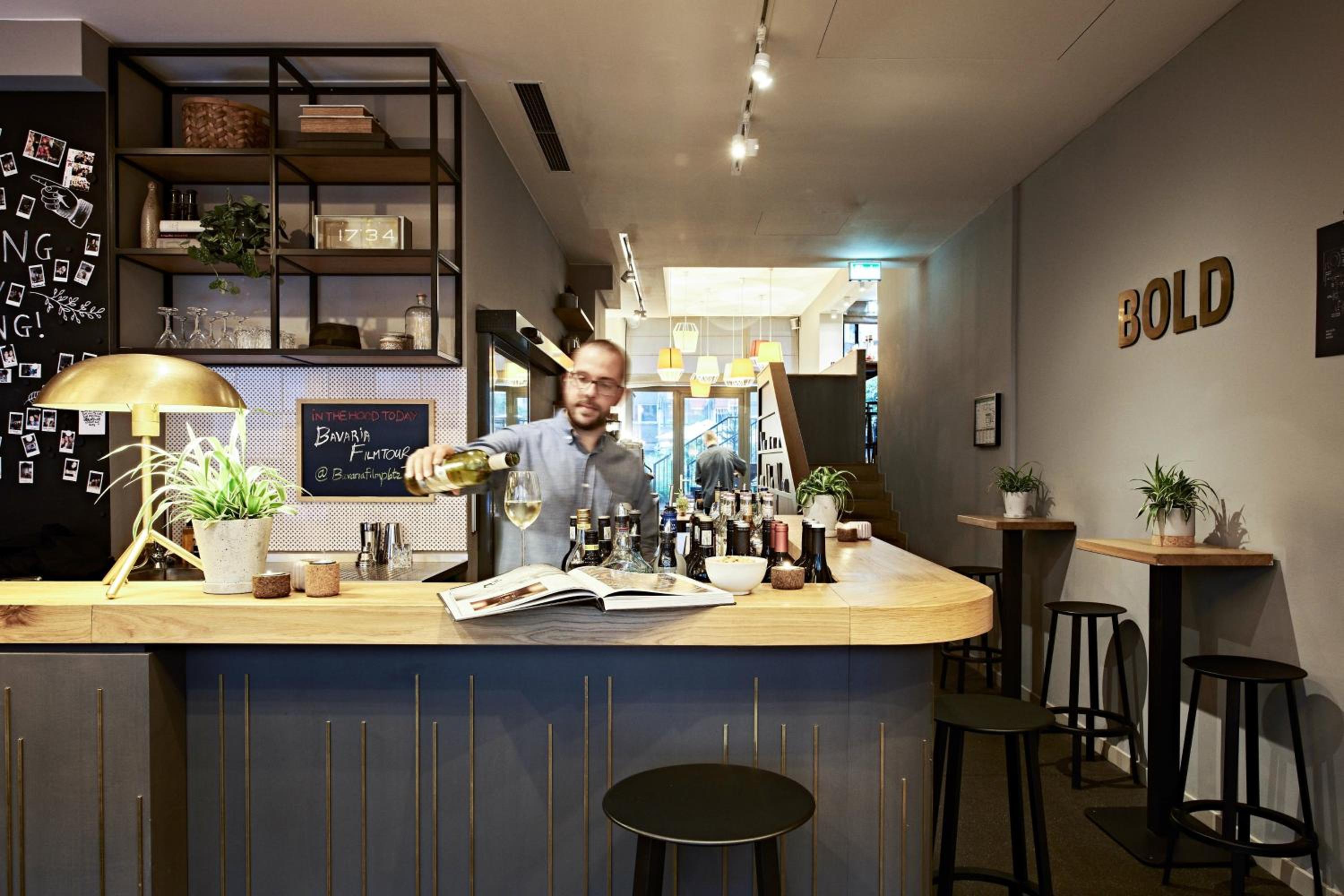 Фото Bold Hotel München Zentrum