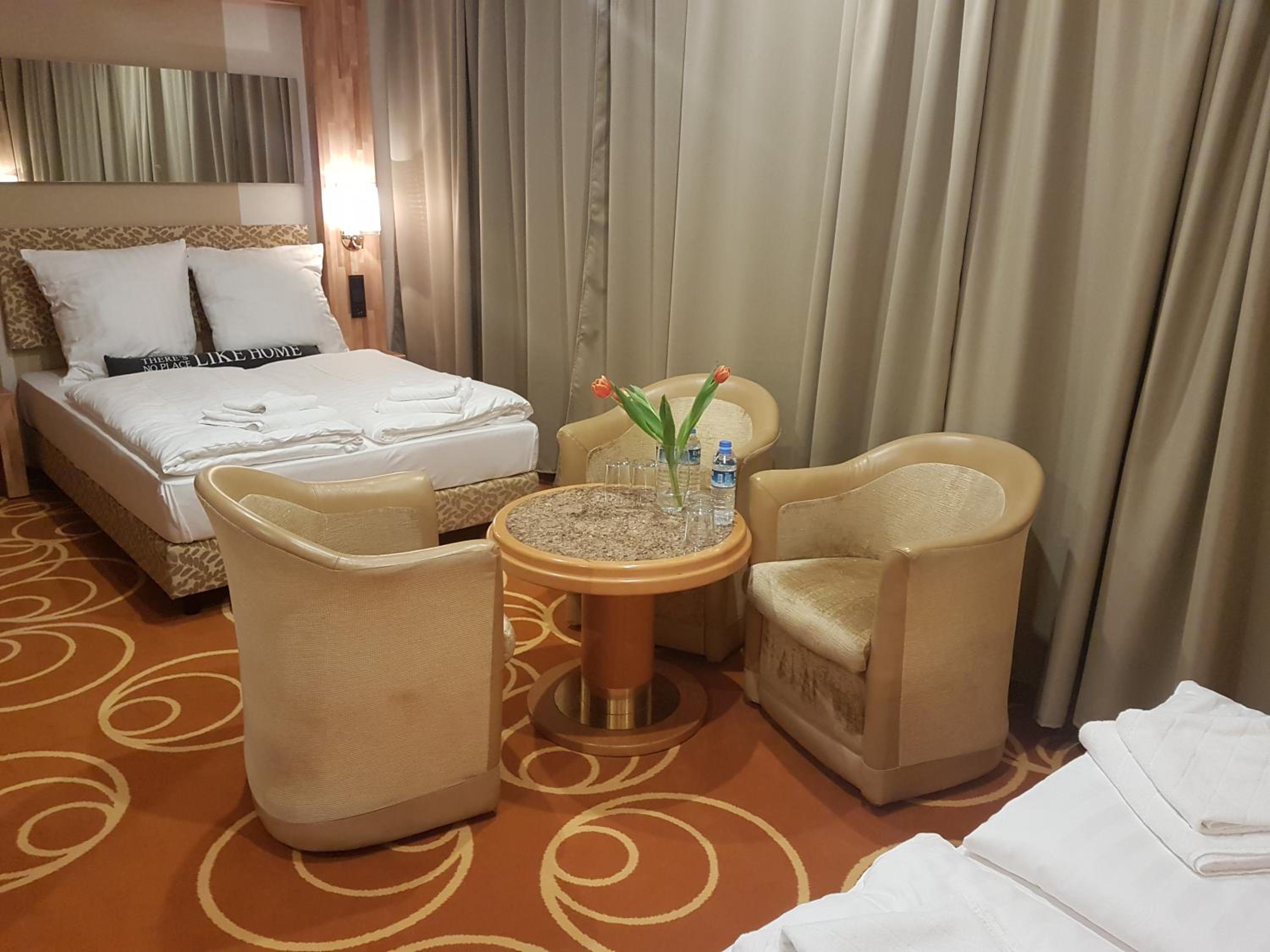 Фото Hamburger Bernstein Hotel