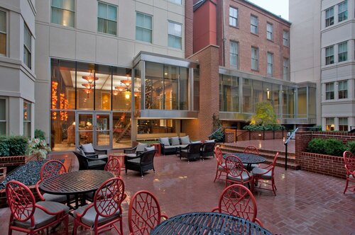 Гостиница Morrison Clark Historic Inn в Вашингтоне