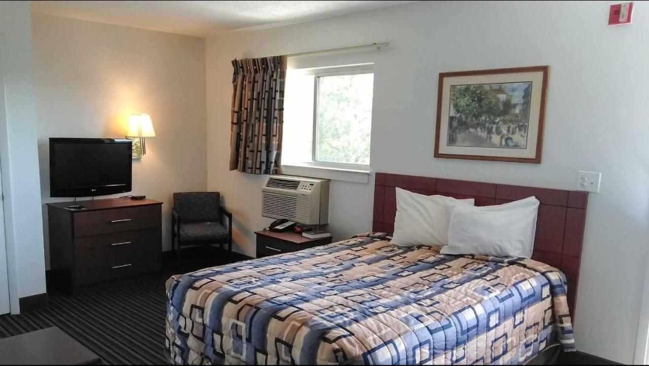 Фото Studio 6 Greensboro, Nc - I-40