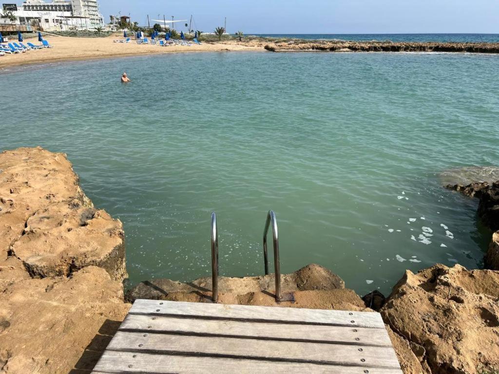 Фото Anastasia Hotel Apartments