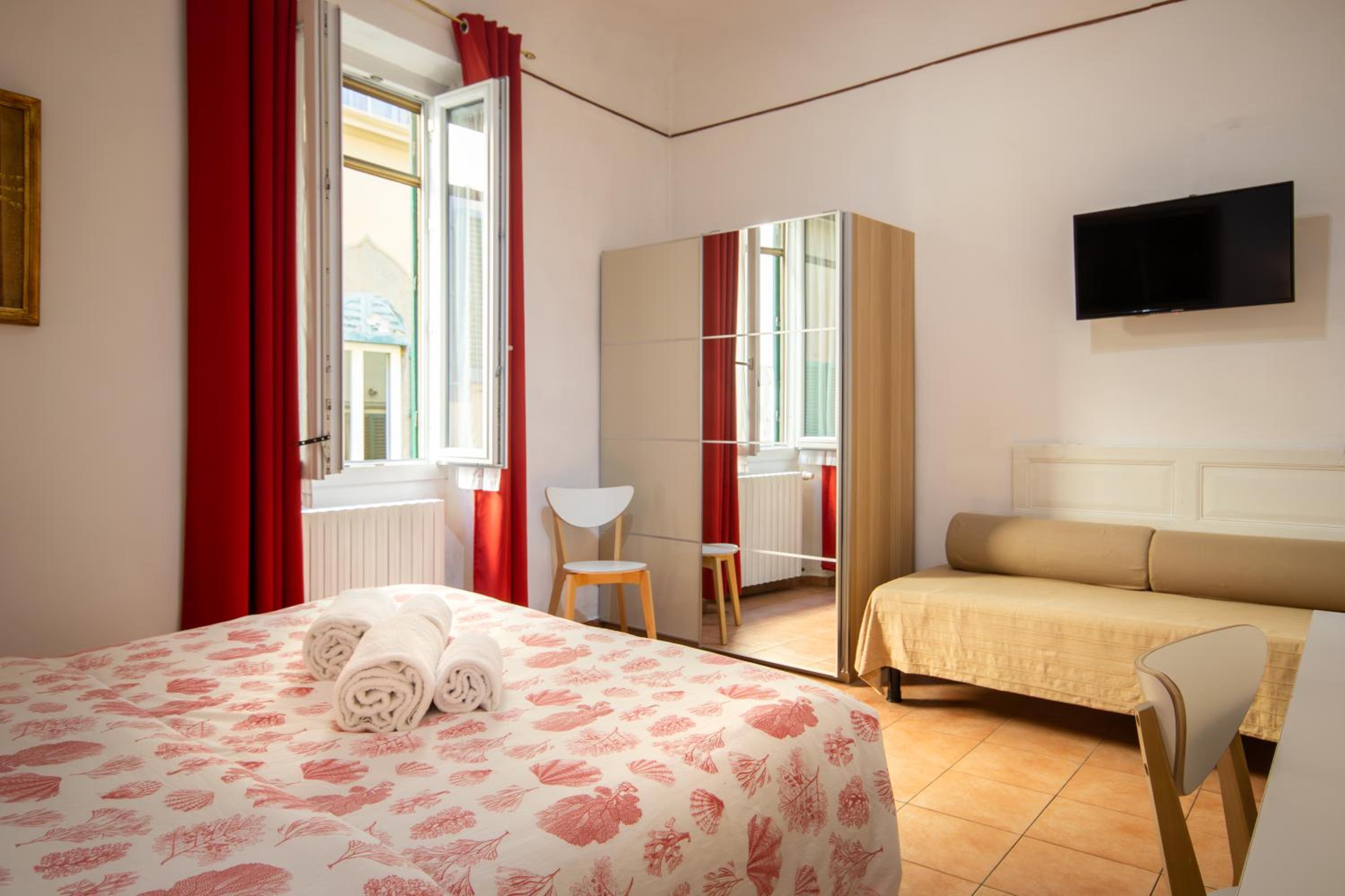 Фото Althea Rooms