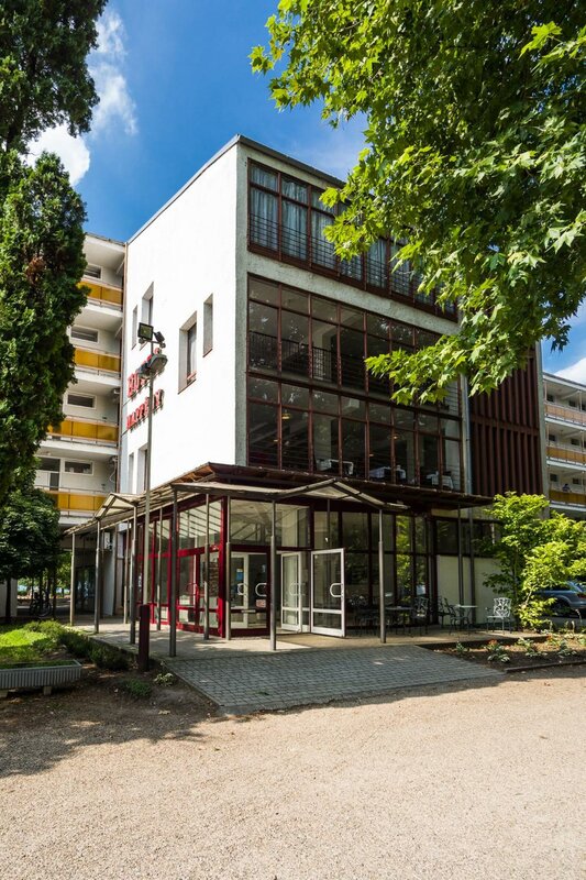 Гостиница Ce Napfény Hotel в Шиофоке