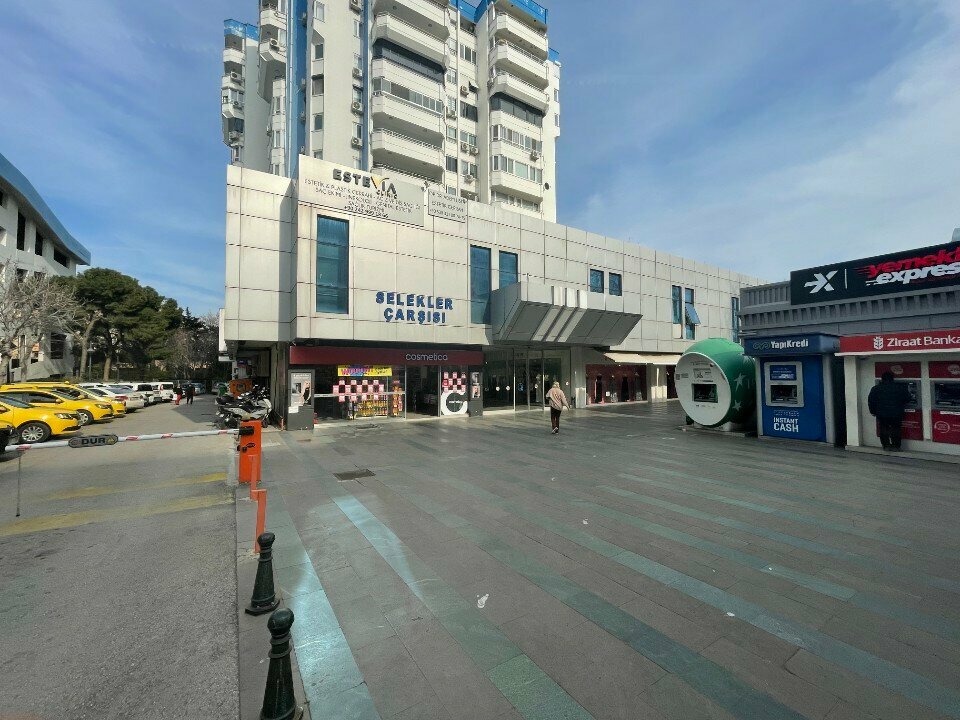 Evening dresses salon Mira Boutique Evening Wear, Antalya, photo