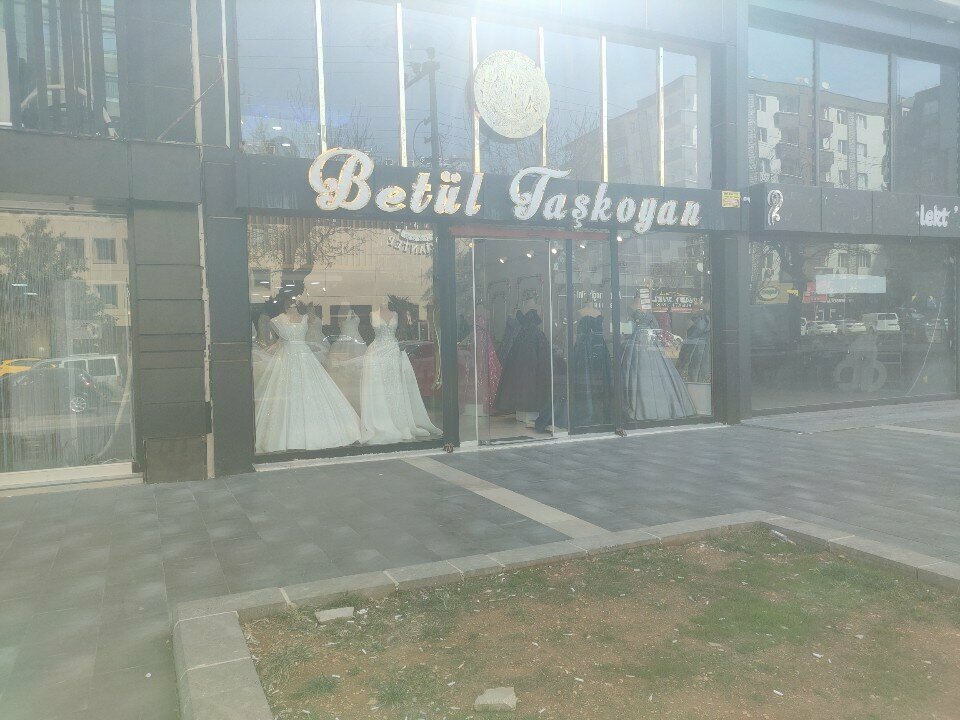Bridal salon Betul Taskoyan, Gaziantep, photo