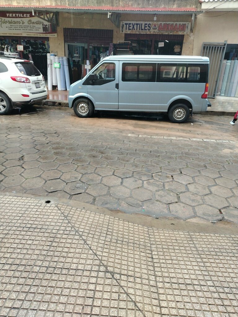 Drapery shop Textiles Armani, Santa Cruz de la Sierra, photo