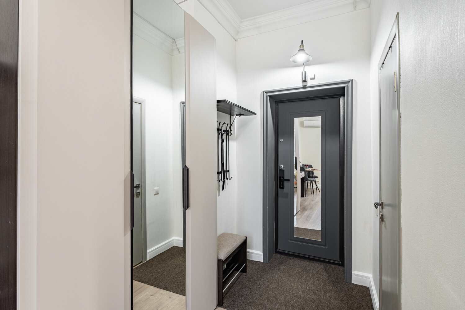 Фото Светлый и Оливка