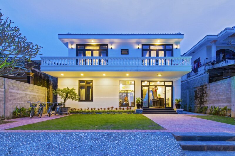 Гостиница Hoi An Sunny Pool Villa в Хойане