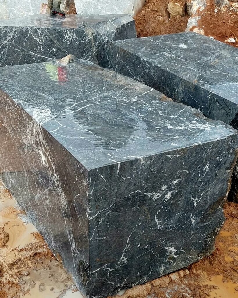 Stone articles and fixtures Selcuklu Marble, Beysehir, photo