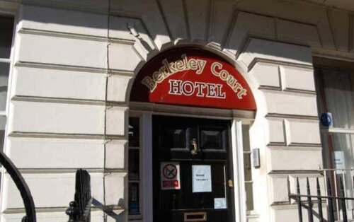 Гостиница Berkeley Court Hotel в Лондоне