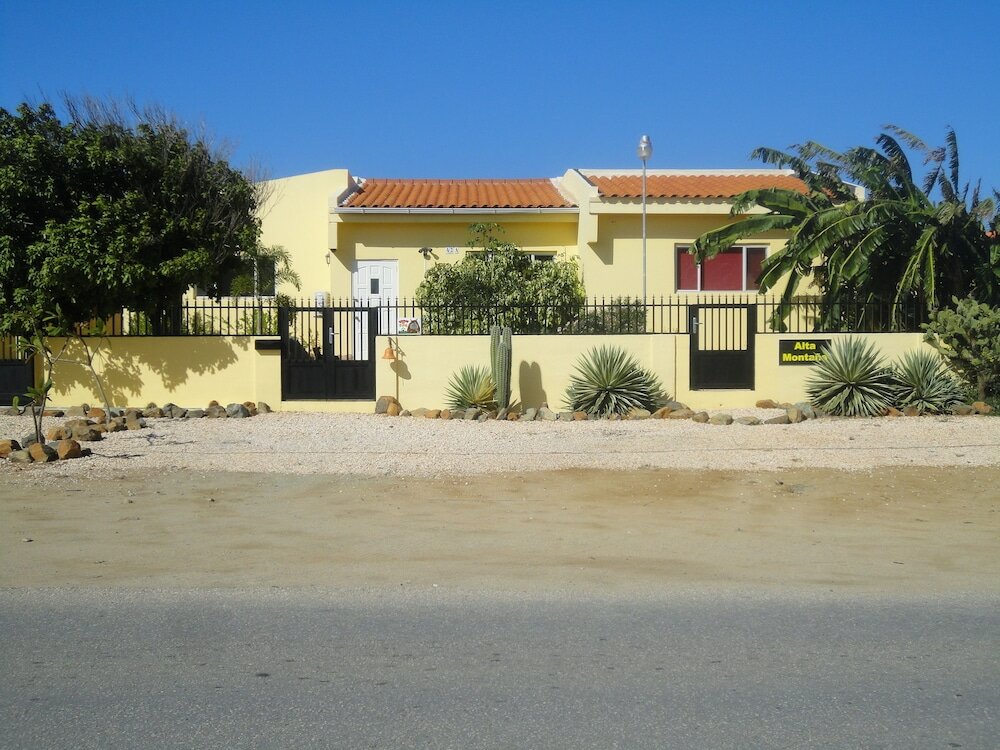 Фото Alta Montaña Apartments