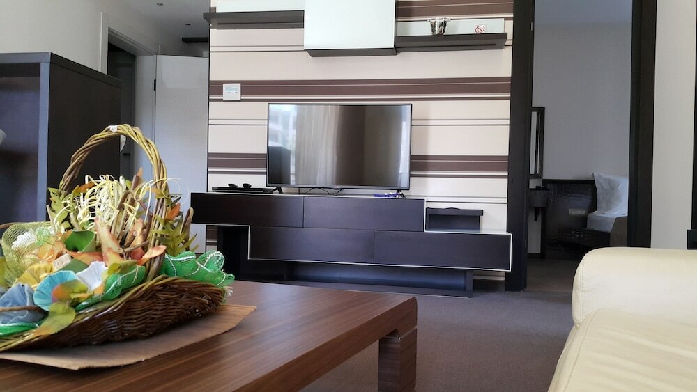 Фото Apartments M Palace