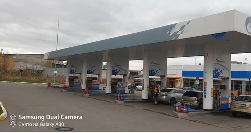 محطة وقود Gazpromneft ، ، صورة