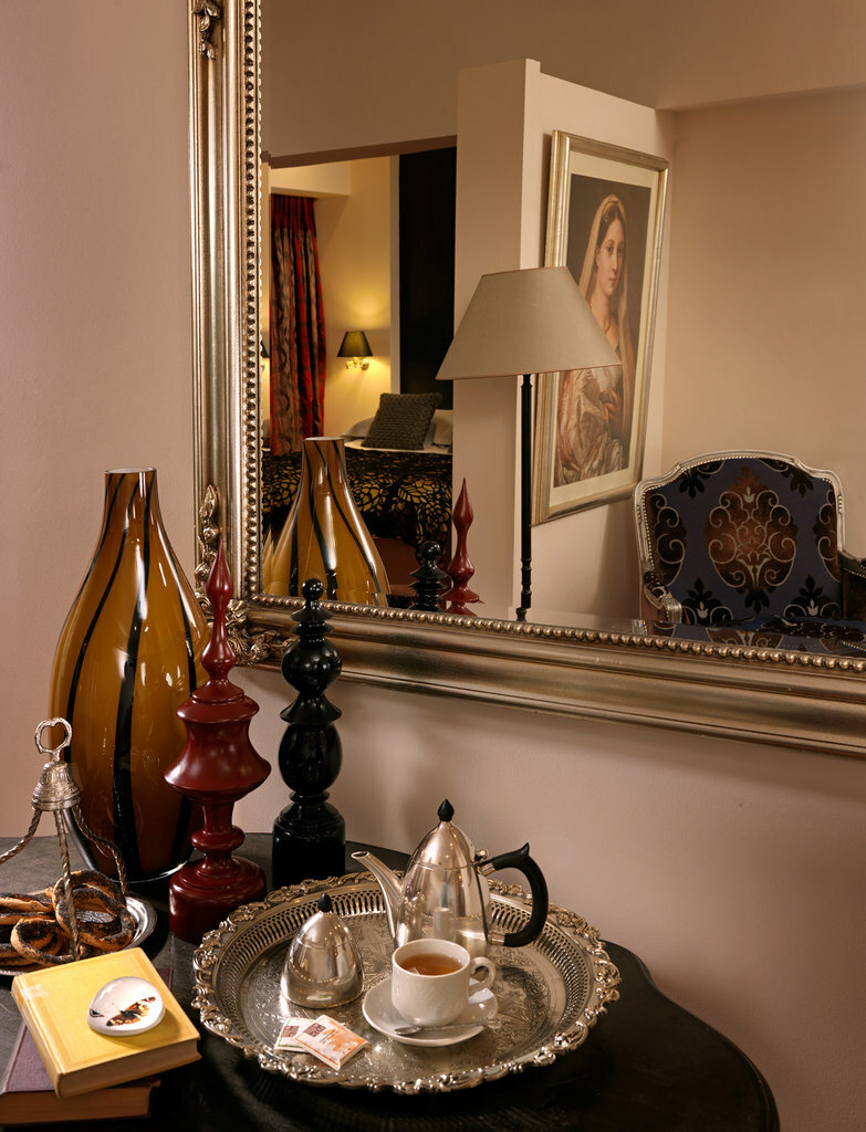 Фото Best Western Plus Embassy Hotel