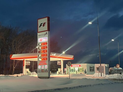 Gasolinera F1, , foto