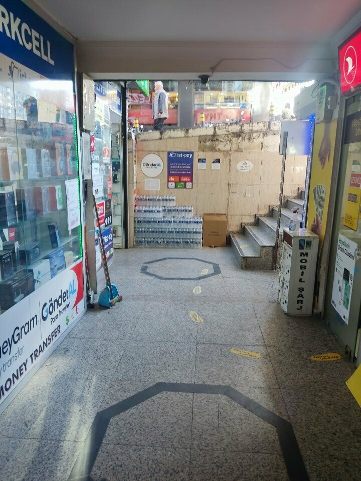 Mobile phone store Fast Technical Service, Istanbul, photo