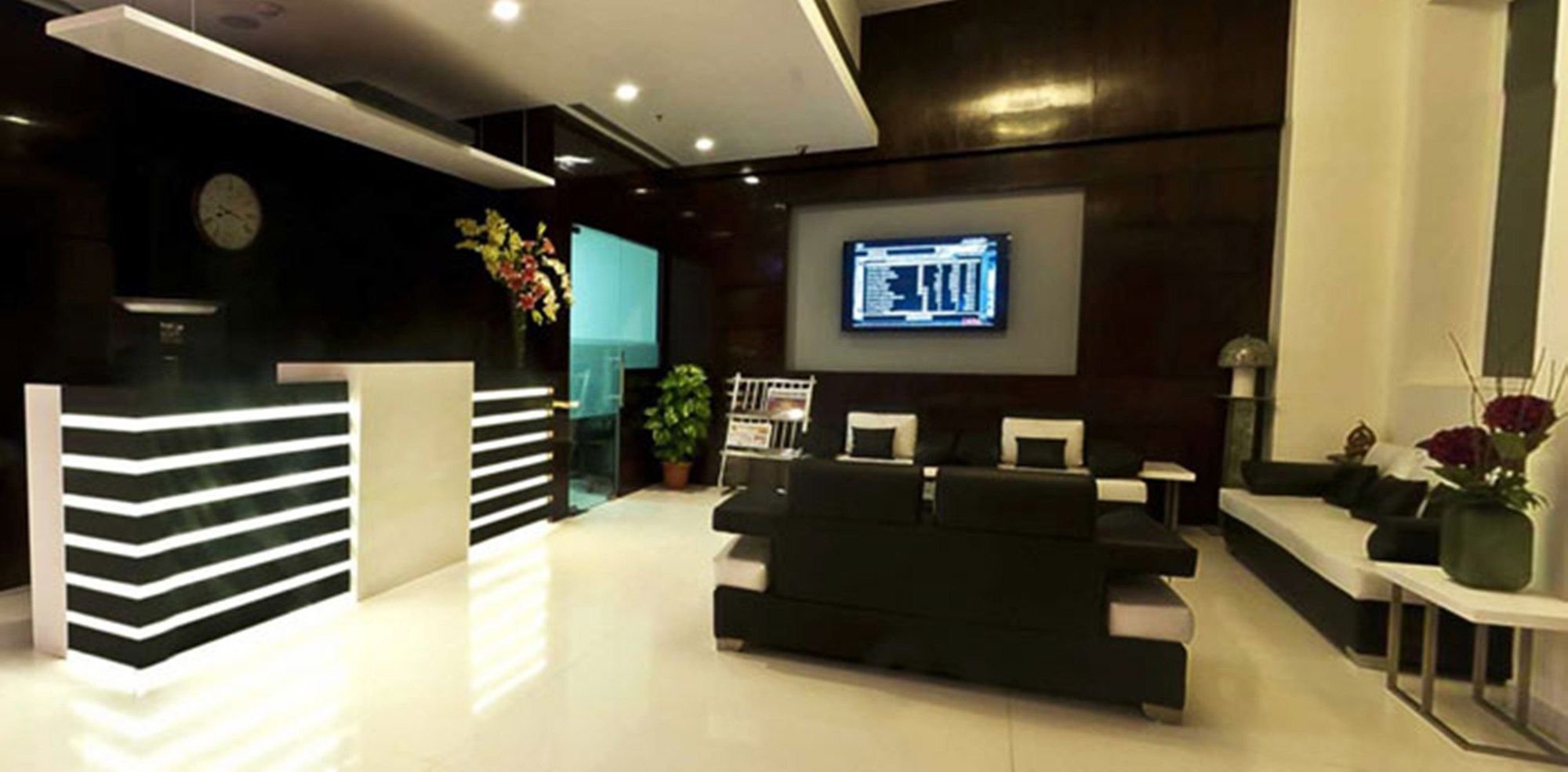 Фото Central Blue Stone