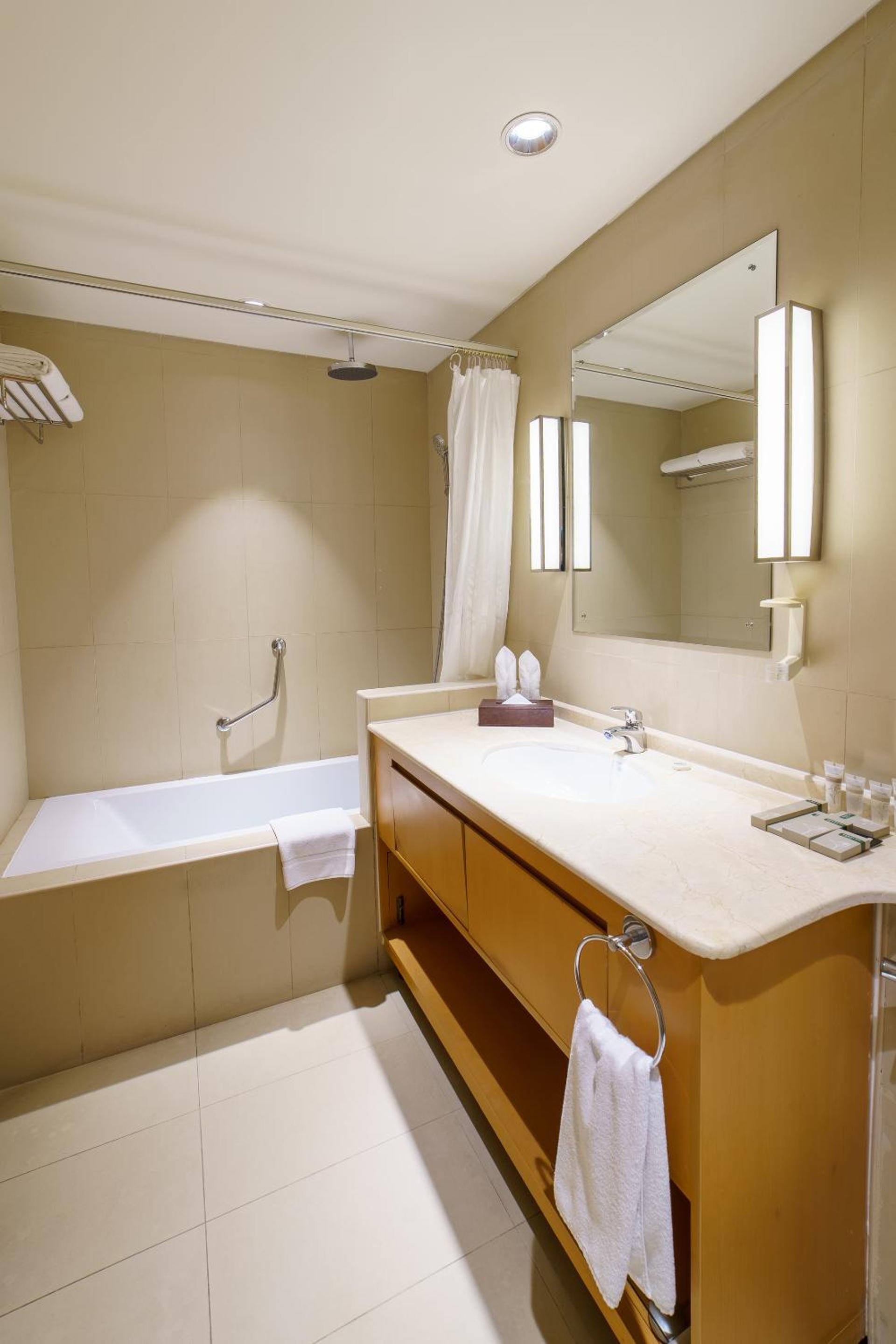 Фото Levatio Suites Muscat, a member of Radisson Individuals