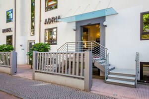 отель Adria