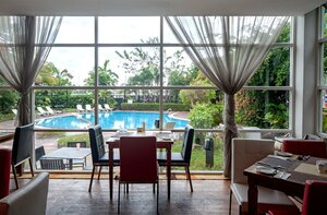 Гостиница Promenade Hotel Kota Kinabalu