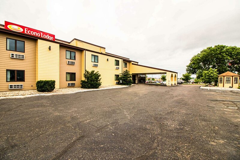 Гостиница Econo Lodge Watertown