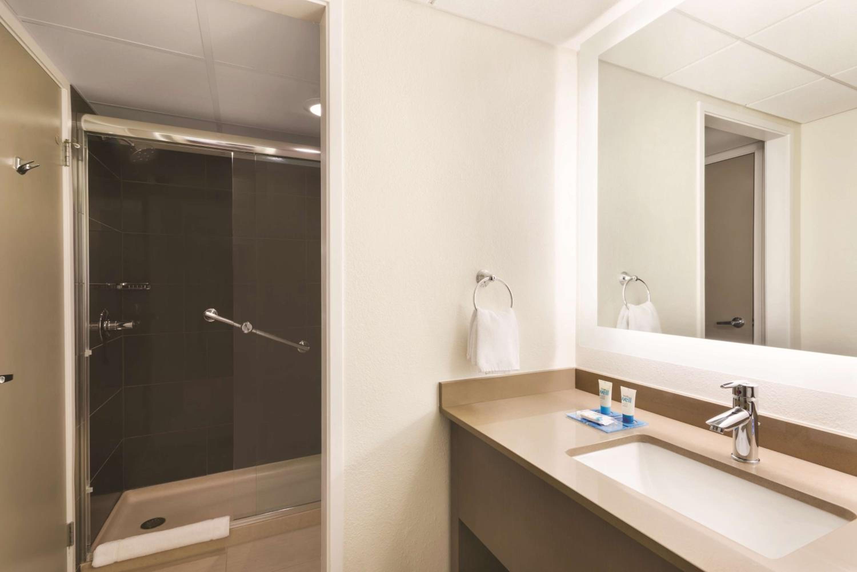 Фото Hyatt house Charlotte Airport