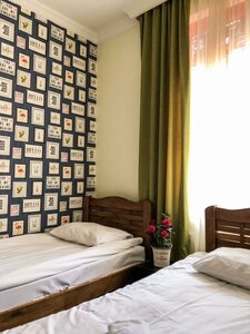 Frida's Check Point Hotel (Tbilisi, Gomis Street) ، فندق