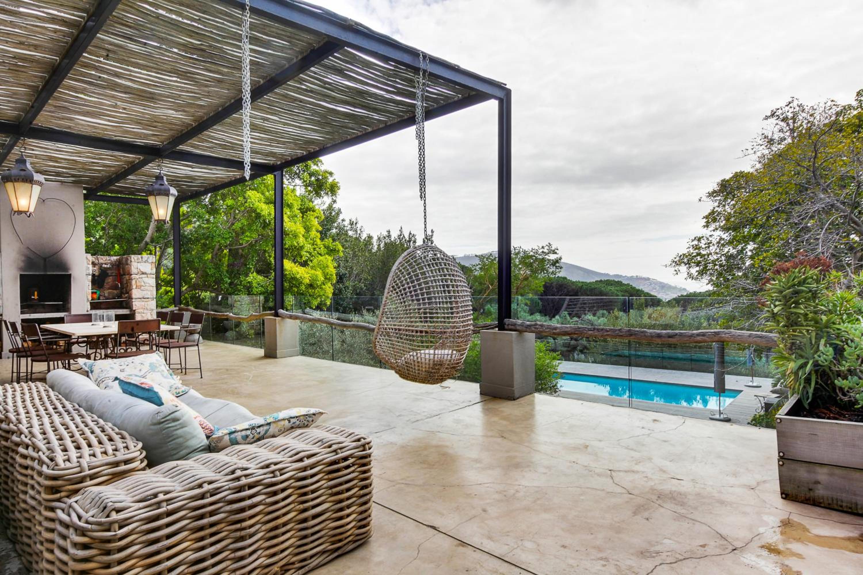 Фото Table Mountain Retreat