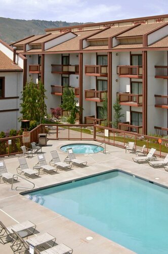 Гостиница Red Lion Hotel Wenatchee City Center