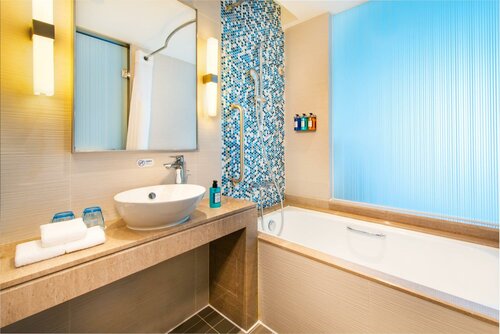 Гостиница Holiday Inn Express Macao City Centre в Чжухае