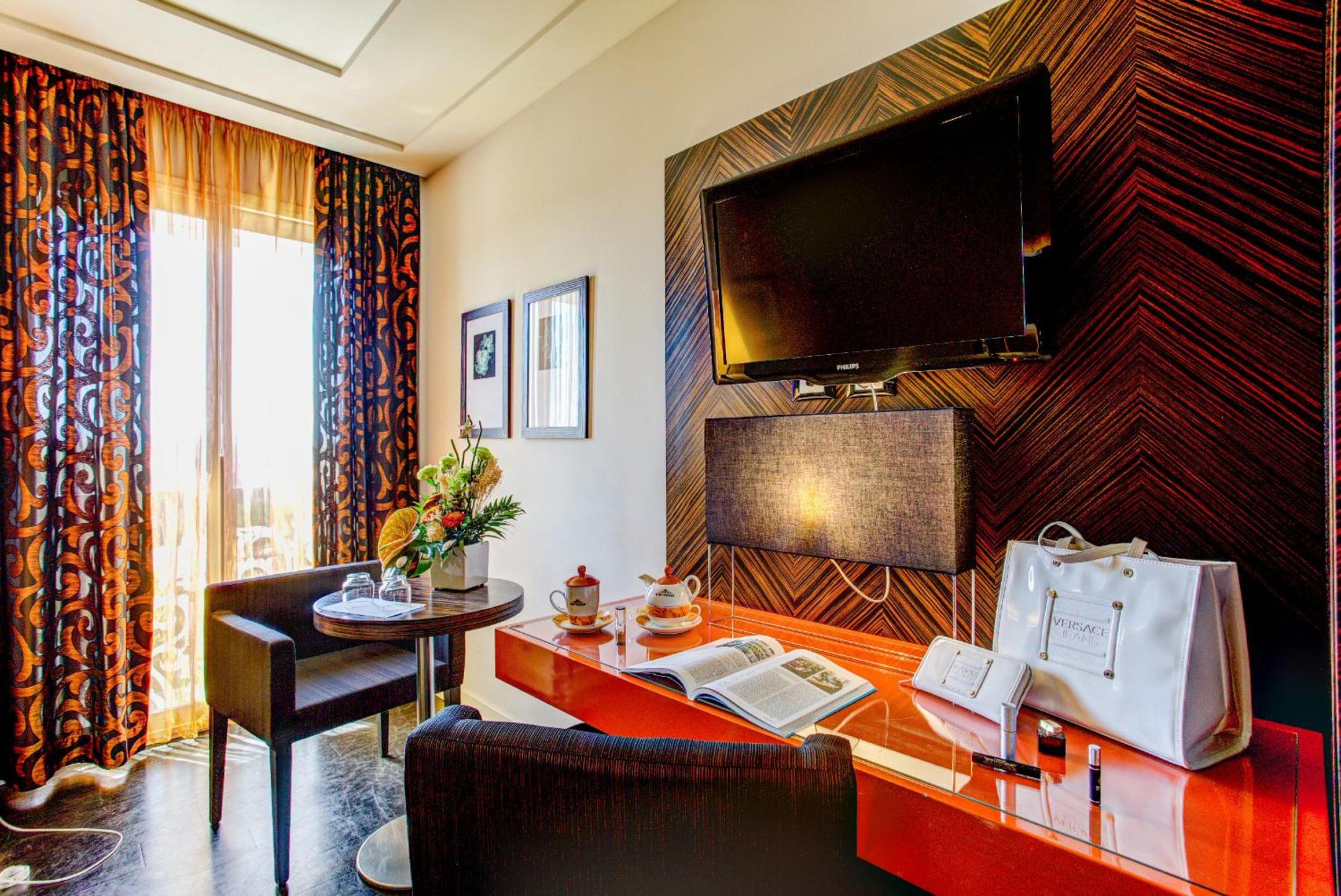 Фото Hotel Byron