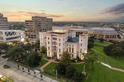Гостиница Hotel Indigo Baton Rouge Downtown, an Ihg Hotel в Батон-Руж